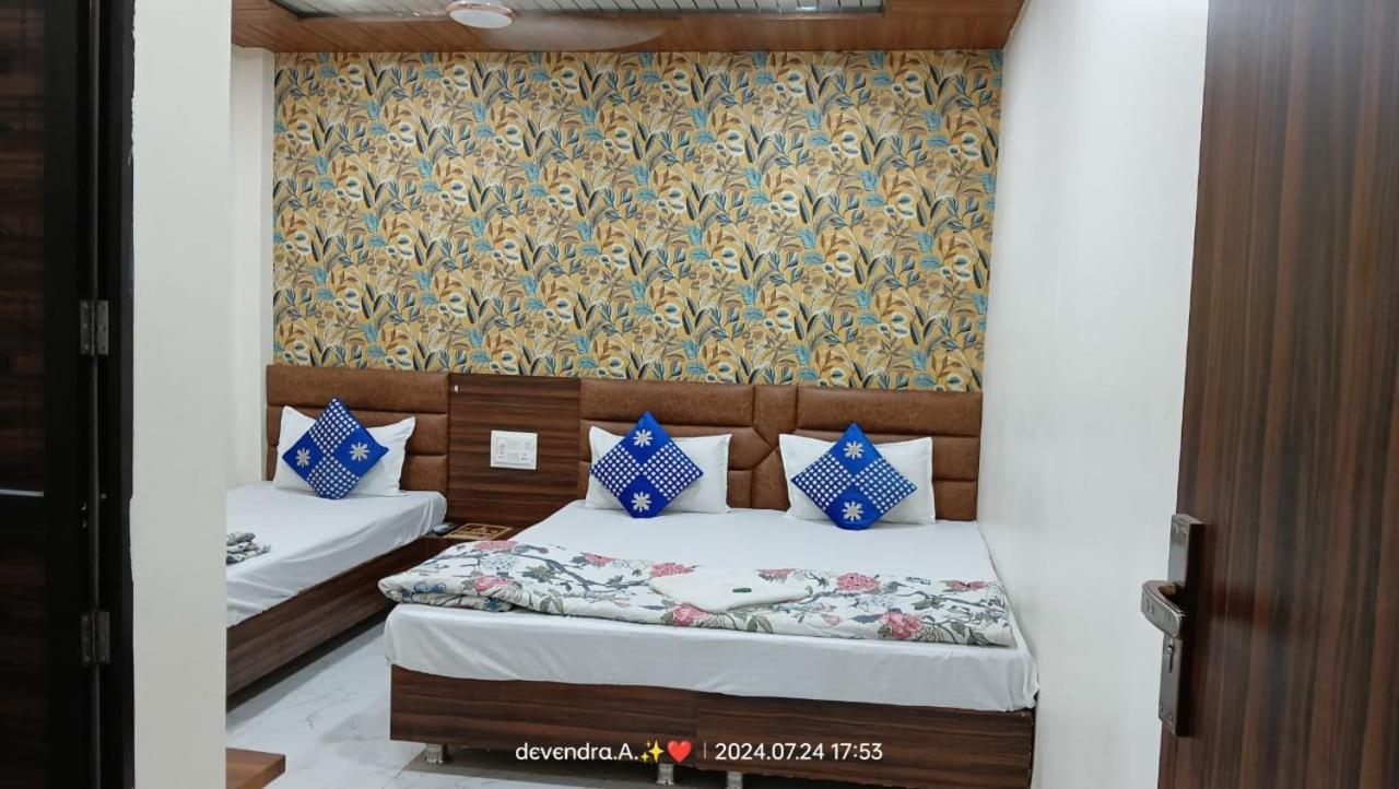 Hotel Ganga Sagar Ujjain Ngoại thất bức ảnh